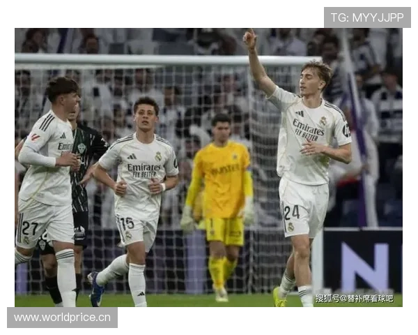 皇马中锋短缺问题逐步反映,对赛季关键战能力形成制约 皇马中锋短缺问题逐步反映,对赛季关键战能力形成制约